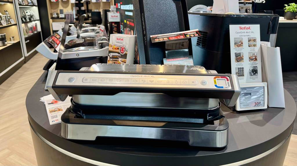 Tefal-Tischgrill-Test: Blick auf die bebilderte Tastenmenüführung.