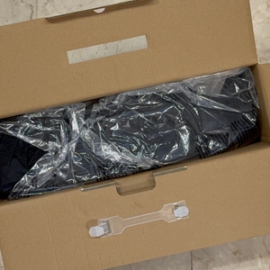 Geöffnete Verpackung des getesteten Eaconn-Teleskops