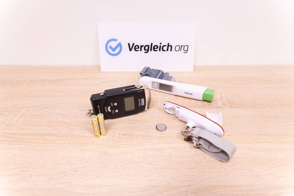Kofferwaage-mit-ausgebuater-batterie-test