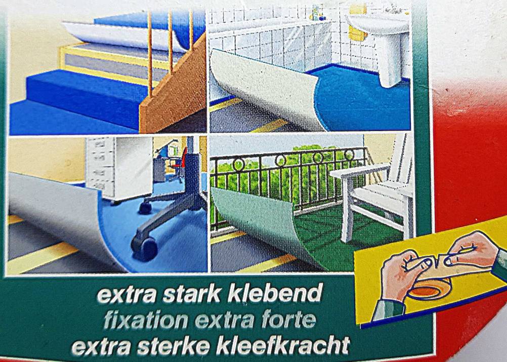 Teppichklebeband im Test: Nahaufnahme der Infografiken auf der Verpackung.