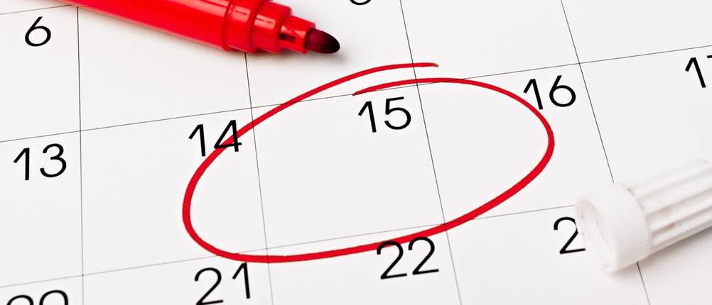 Termin in einem Kalender mit rotem Stift eingekreist.