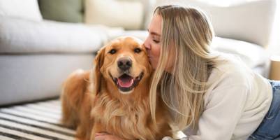 Tierhaare und Gerüche entfernen: So behalten Sie ein sauberes Zuhause mit Haustieren