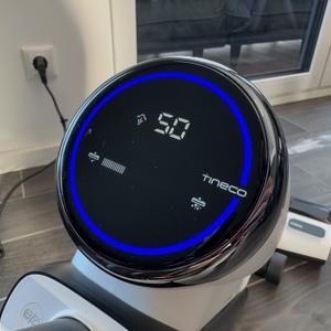 Auf dem Display des Tineco Floor One S5 Steam steht 50