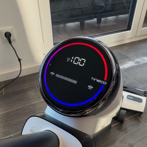 Auf dem Display des Tineco Floor One S5 Steam steht 100
