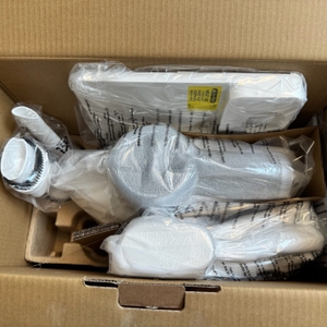 Der geöffnete Karton des Tineco Pure One S15 Pet von oben