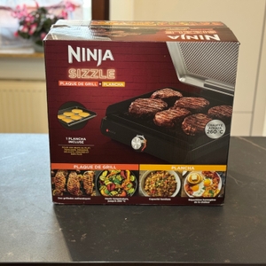 Verpackung des getesteten Tischgrills von Ninja.