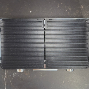 Getesteter Tischgrill von WMF von oben.