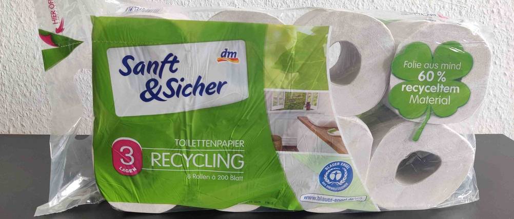 Eine Packung Toilettenpapier der Marke 