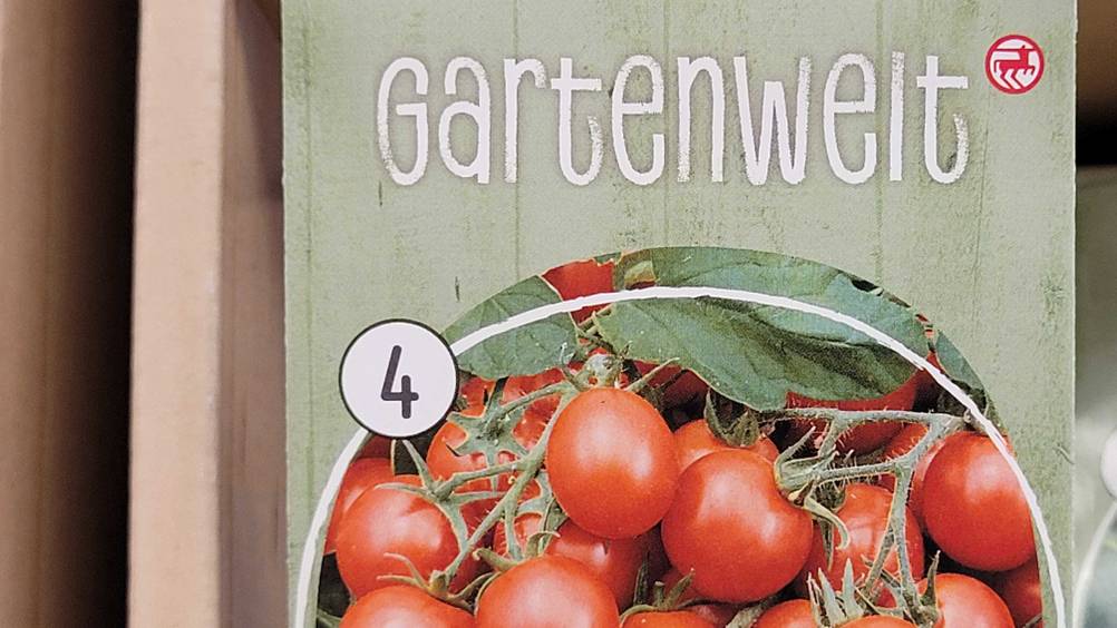 Tomatensamen im Test: Nahaufnahme der Verpackung mit Logo.