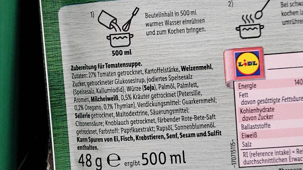 Tomatensuppe im Test: Nahaufnahme der Zubereitungsempfehlung.
