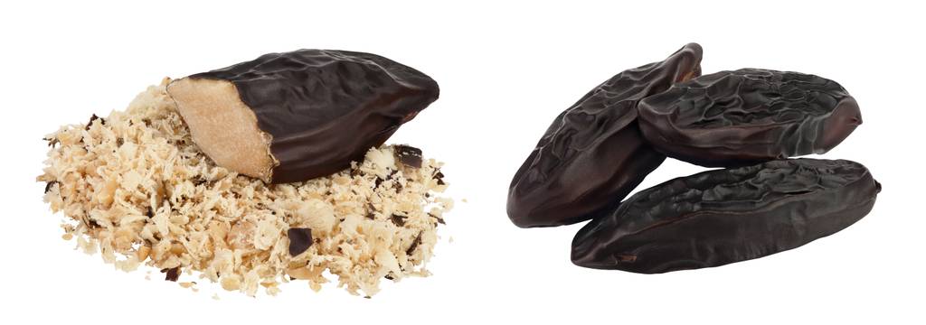 Tonkabohnen-Test: Nahaufnahme ganzer und geriebener Tonkabohnen. 