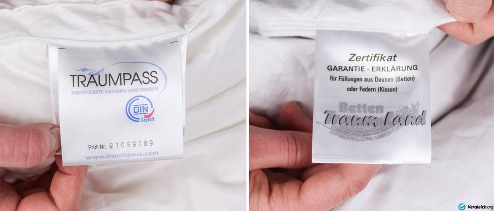 Daunendecke-Test: Das Zertifikat einer Traumpass-Daunendecke wird in der Nahaufnahme gezeigt.