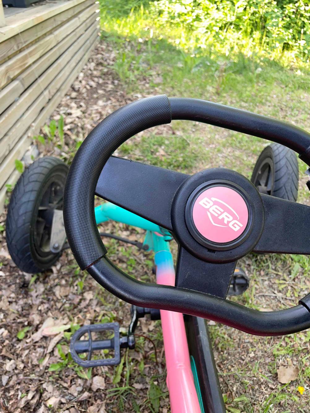 Lenkrad eines Tretautos