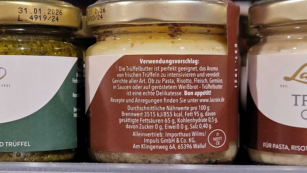 Trüffelbutter getestet: Rückseite des Glases mit Verwendungsvorschlag.