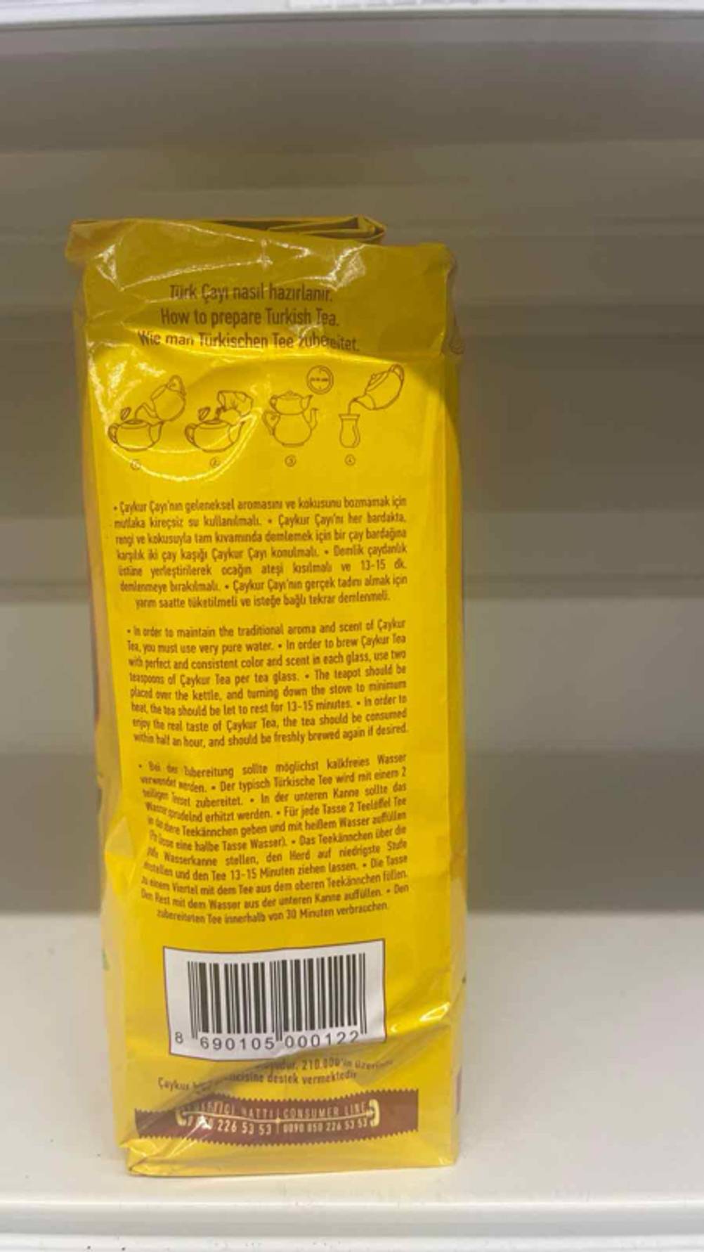 Seitenansicht der gelben Verpackung mit Zubereitungsangaben für den türkischen Tee im Test.