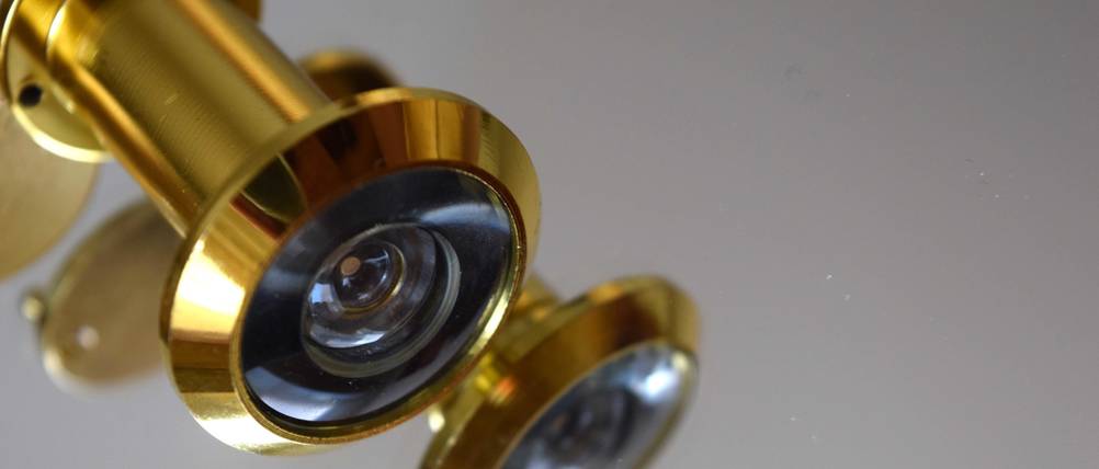 Nicht eingebauter Türspion in Nahaufnahme