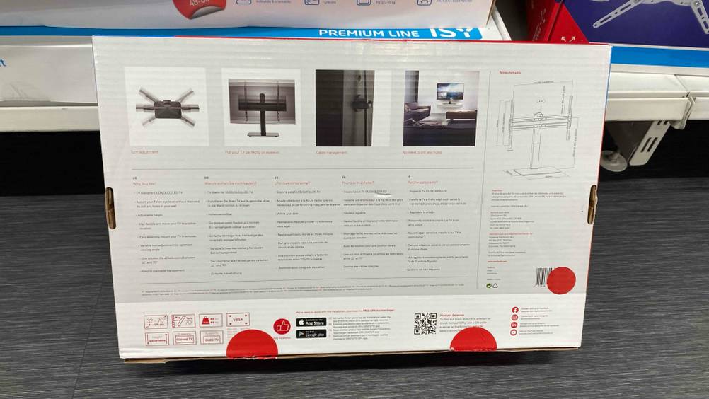 Verpackung von einem getesteten TV-Ständer mit Montagehinweisen.