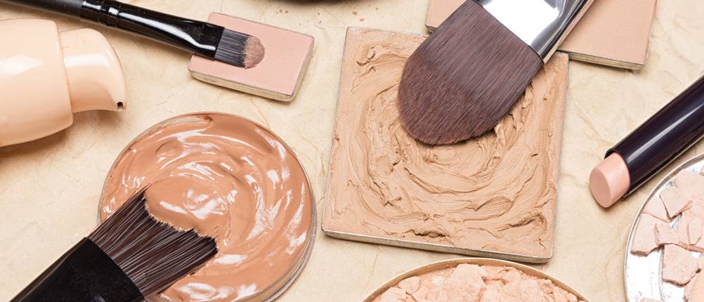 Typen von Camouflage Make-up