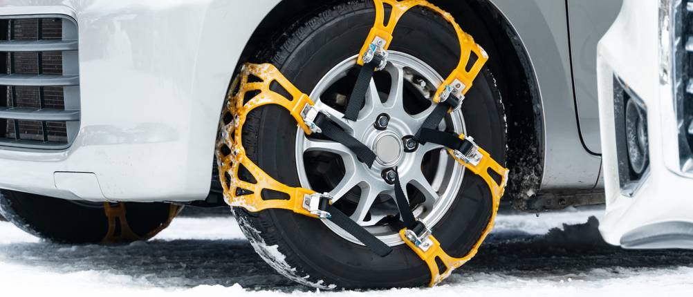 Universal-Schneeketten Test