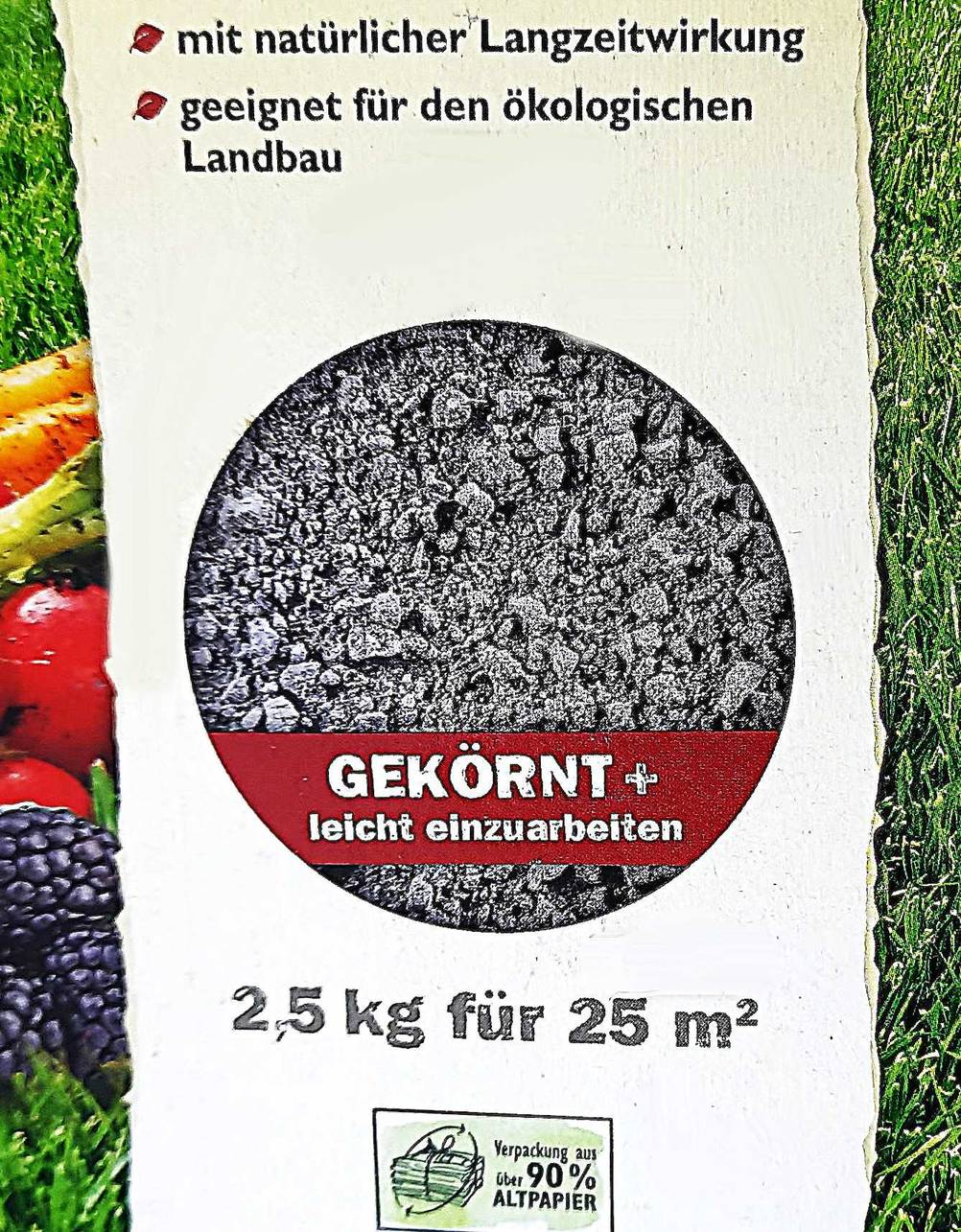 Urgesteinsmehl im Test: Nahaufnahme der Verpackung mit Grafik und Inhaltsangabe.
