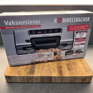 Rommelsbacher VAC 385 im Karton