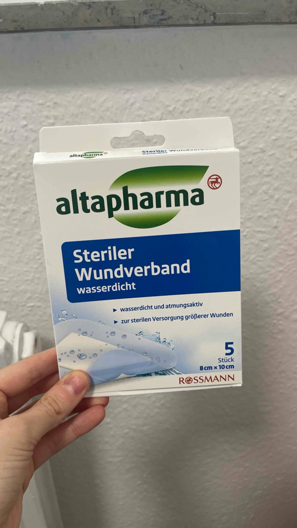 Frontansicht der Verpackung von Verband im Test.
