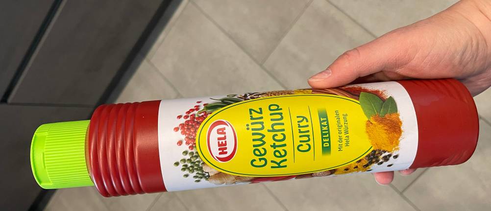 Hela-Curry-Gewürz-Ketchup-Delikat.
