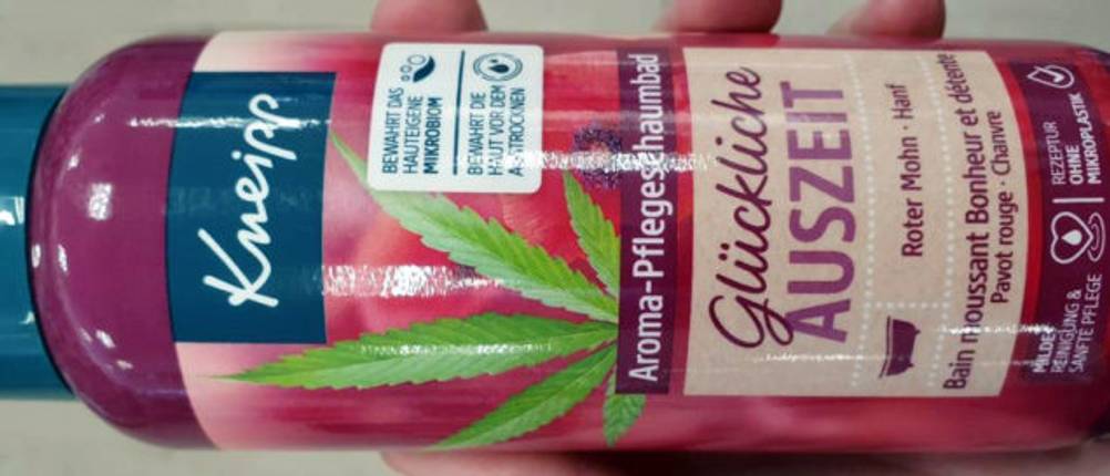 Kneipp Schaumbad Aroma Glückliche Auszeit.