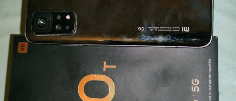 China-Handy Xiaomi mi 10T Pro.
