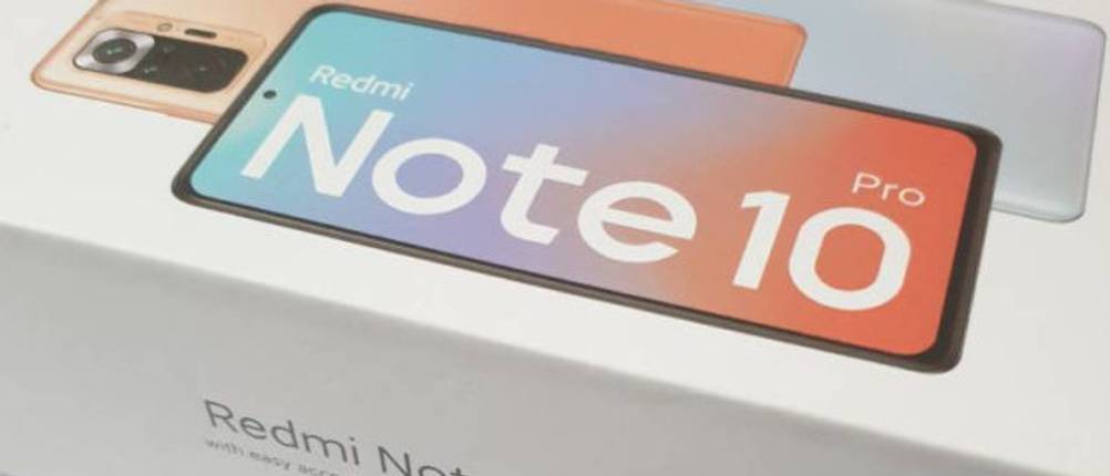 Mittelklasse-Handy der Marke Xiaomi Redmi Note 10 Pro.
