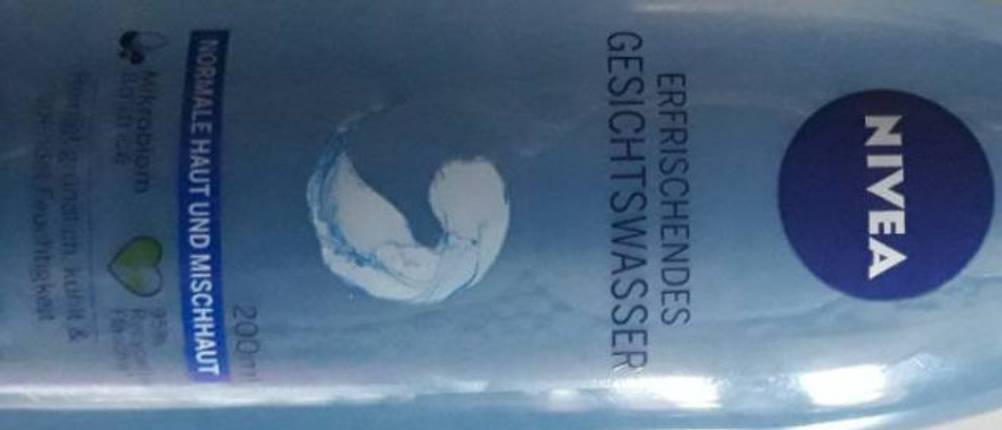 Nivea-Gesichtswasser, erfrischendes Gesichtswasser für normale Haut und Mischhaut.