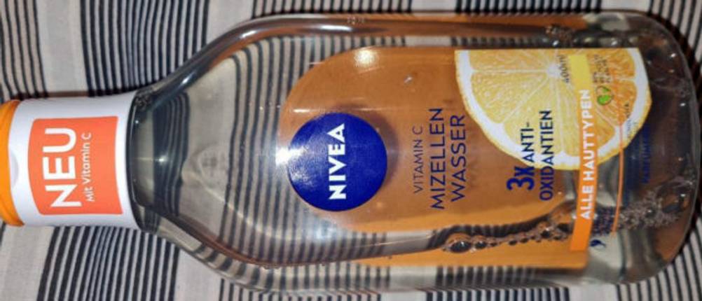 Nivea-Gesichtswasser, Vitamin-C-Mizellen-Wasser.