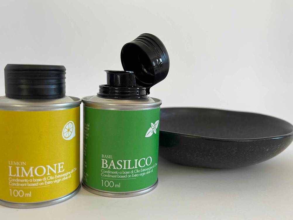 Il-Bottaccio-Olio-Extravergine Zitone und Basilikum.