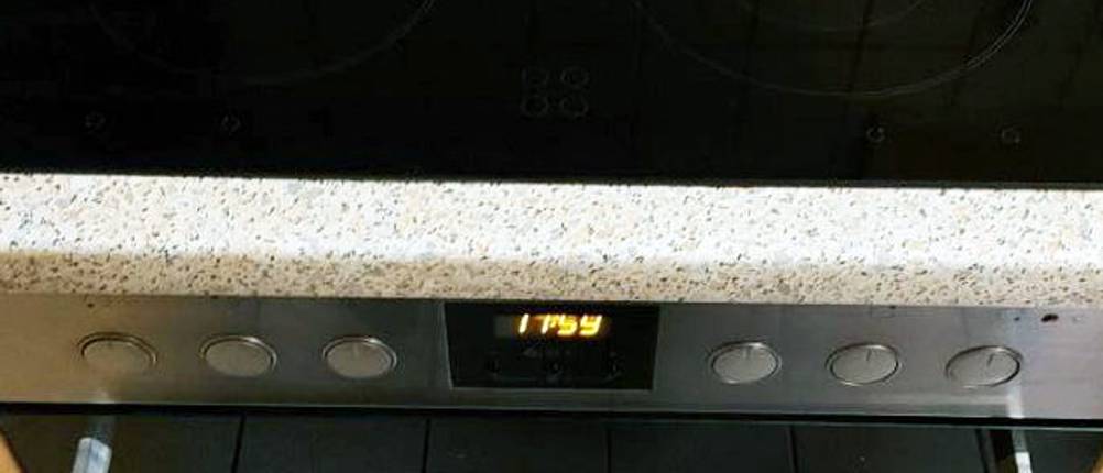 Selbstreinigender Backofen, Privileg PV510IN.