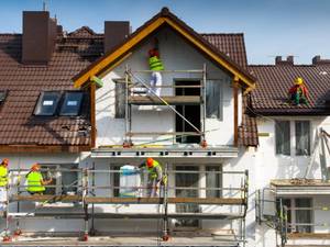 bauunternehmer risiken versichert service