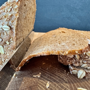 Victorinox-Brotmesser schneidet Brot hauchdünn