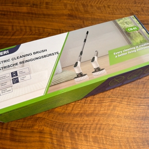 Der Karton der elektrischen Vikeri-Reinigungsbürste