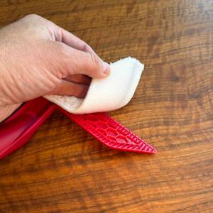 Der Bezug hält beim Vileda 123400 per Klettverschluss.