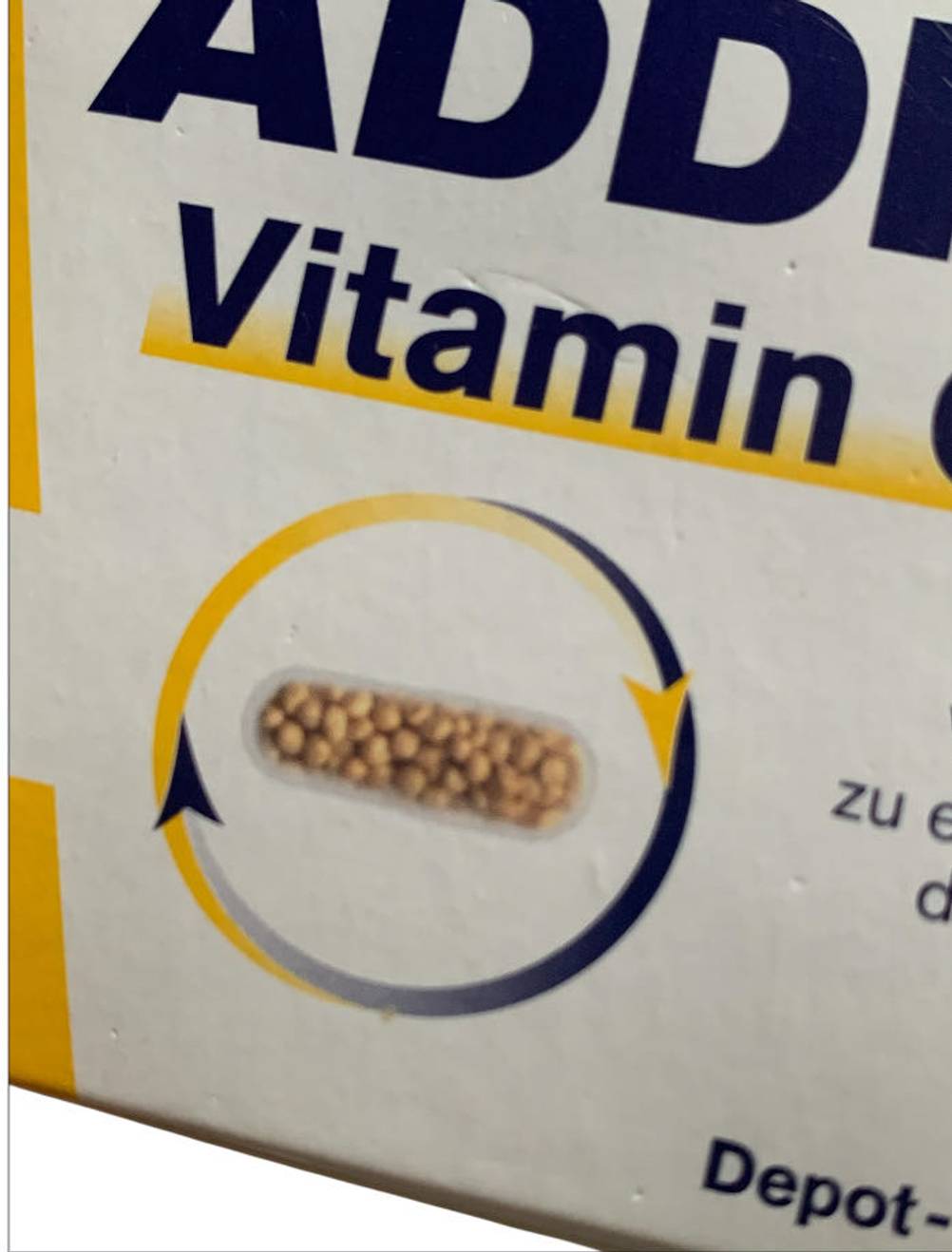 Vitamin-Kapseln im Test: Nahaufnahme der Grafik auf der Verpackung.