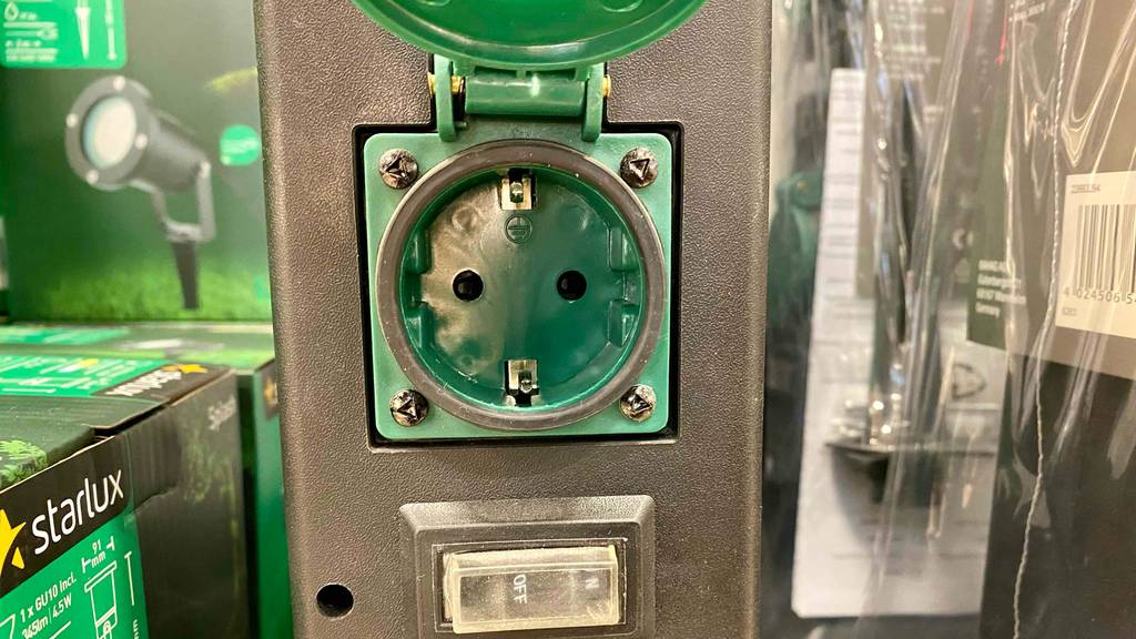 Gartensteckdose getestet: Detailansicht der Steckdose.