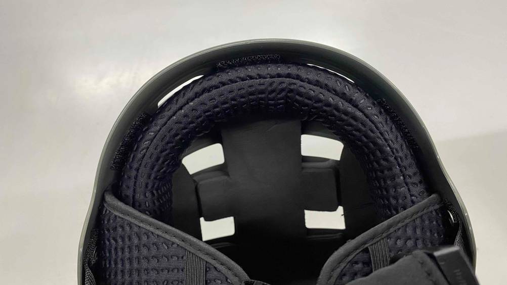 Wakeboard-Helm getestet: Nahaufnahme der Polsterung im Inneren.