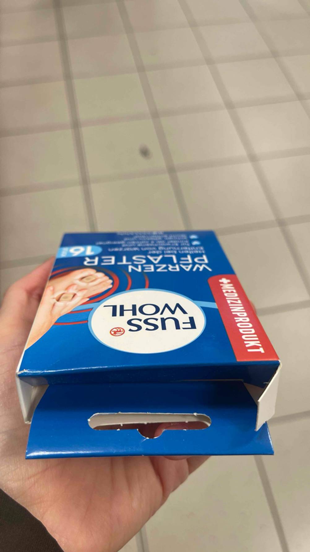 Warzenpflaster getestet: Nahaufnahme der Oberseite der Verpackung.