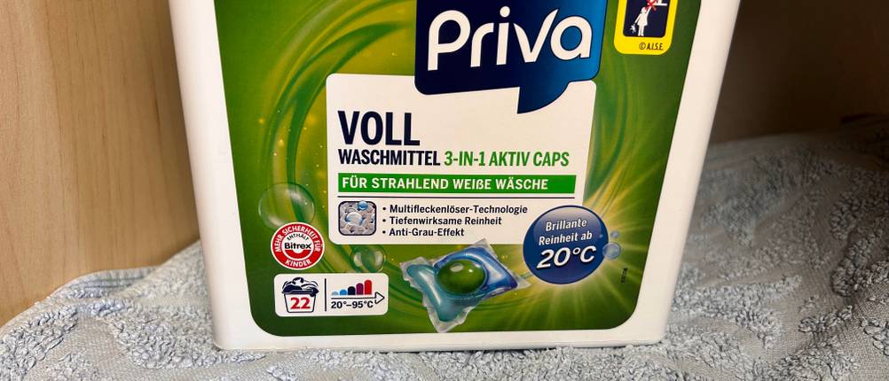 Waschmittel-Pods im Test: eine Packung Pods von Priva.