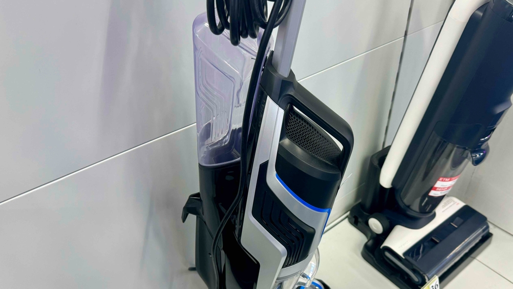 Waschsauger getestest: Nahaufnahme des Wassertanks.