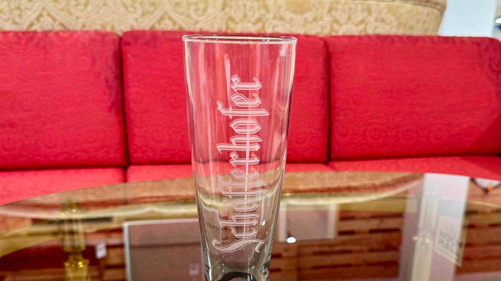 Weizengläser getestet: Nahaufnahme der Aufschrift auf dem Glas.