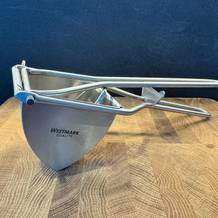 Westmark 61262260 auf einem Holzbrett