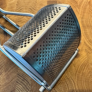 Unterseite der Westmark 61262260 mit den Öffnungen.