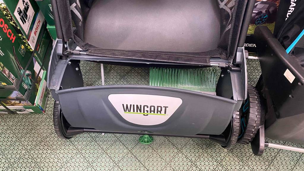 Wingart-Laubsammler WMLS 53 im Test: Auf dem Produkt ist der Markenname abgebildet.