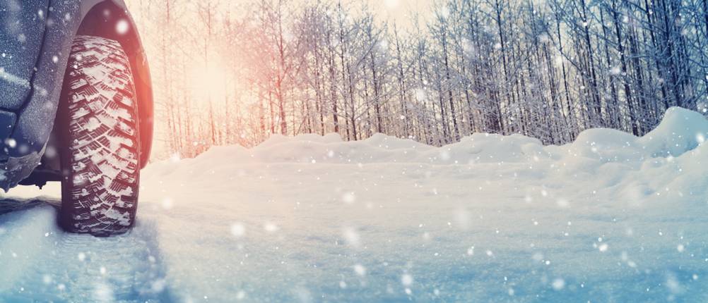 Winterreifen-235/45-r18-test