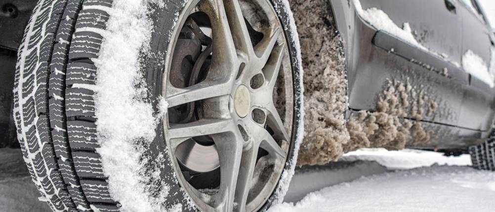Winterreifen-235/50-R19-Test